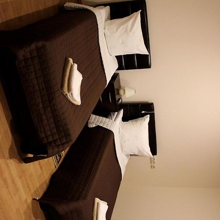 Vidu Guest House Uciana Zewnętrze zdjęcie